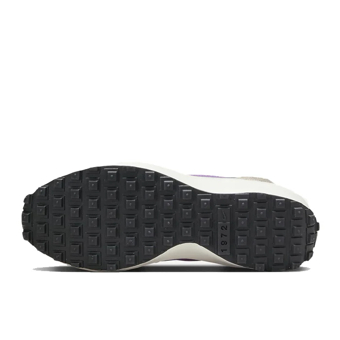 WMNS NIKE WAFFLE DEBUT - Image 5